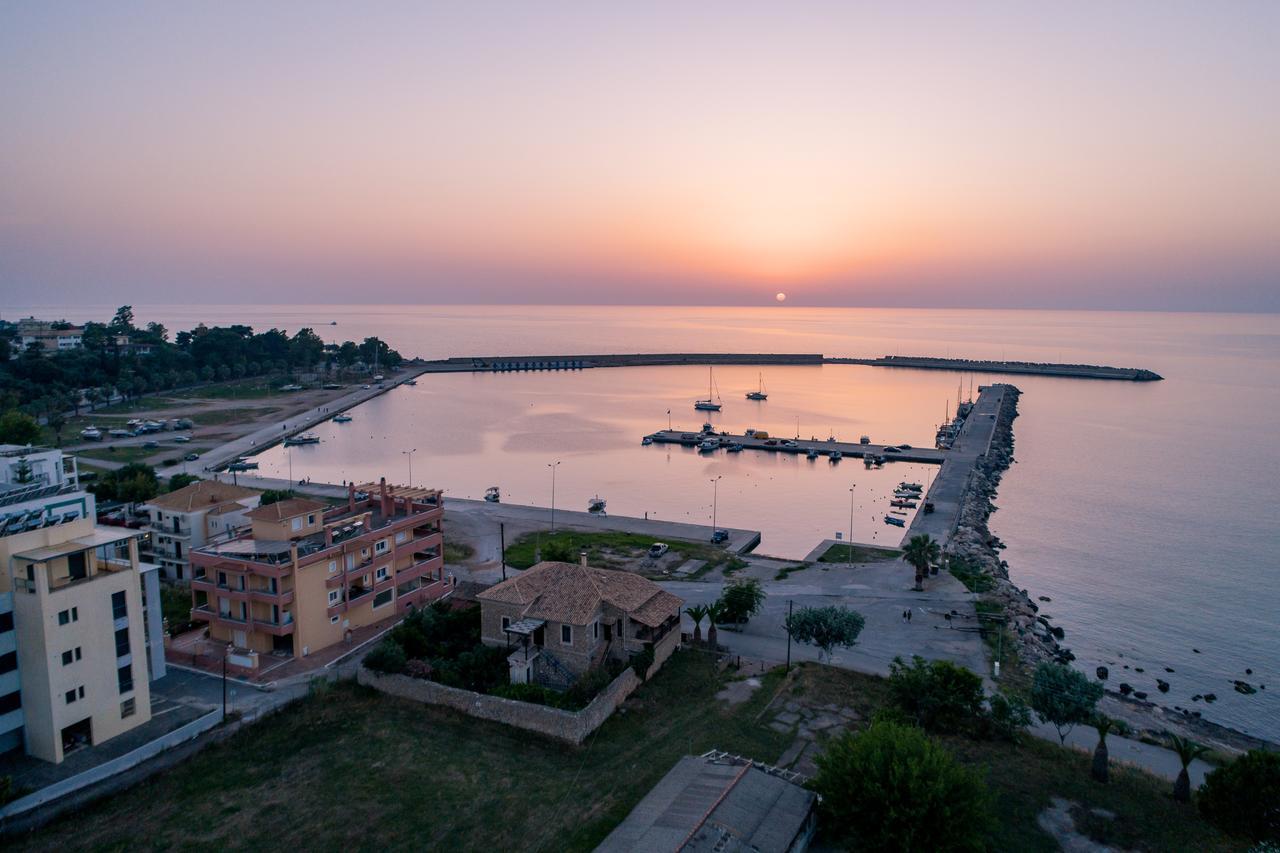 Ta Spitakia Tsarbopoulos Кипарисия Экстерьер фото
